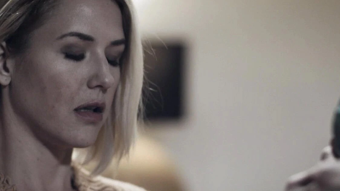 PURE TABOO Stepmom Helped Injured Step Son Pleasure Himself